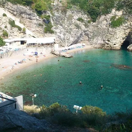 Kamara By Irundo Bed & Breakfast 4*